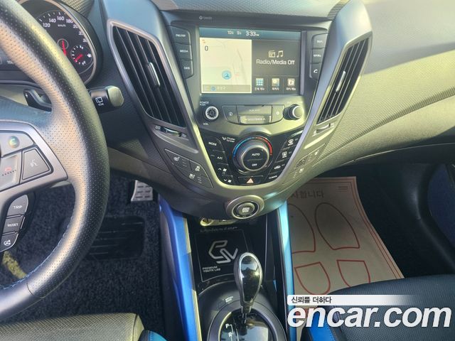 Hyundai Veloster 1.6 Turbo D Spec 2017 — фото 5