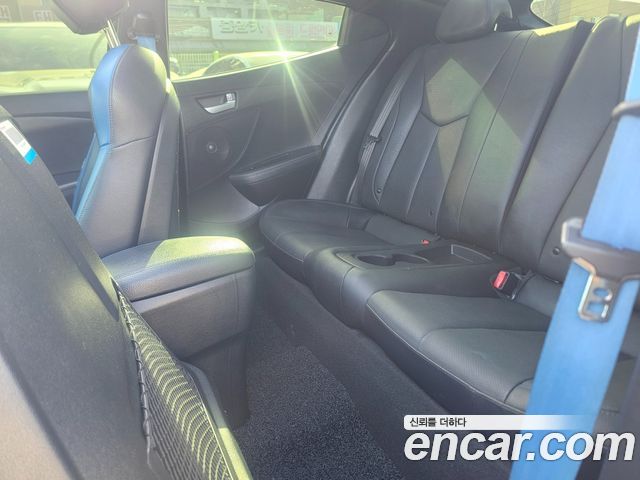Hyundai Veloster 1.6 Turbo D Spec 2017 — фото 9