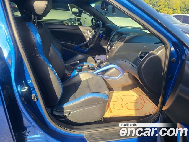 Hyundai Veloster 1.6 Turbo D Spec 2017 — фото 10