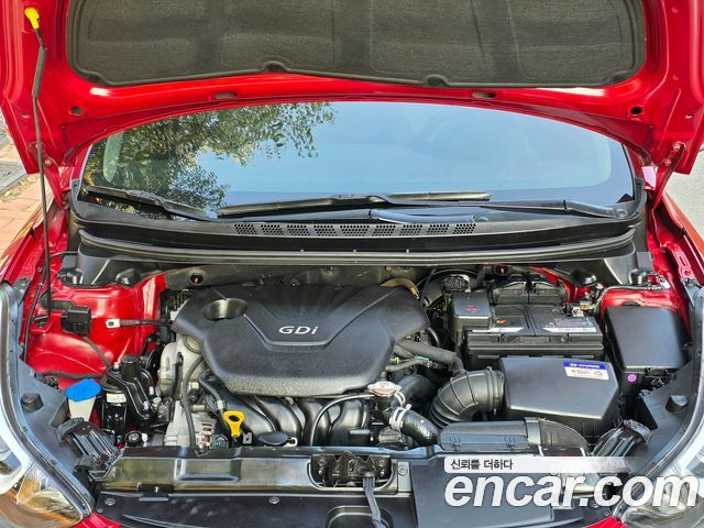 Hyundai Avante 1.6 GDi Smart Standard 2016 — фото 6