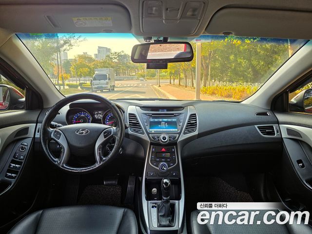Hyundai Avante 1.6 GDi Smart Standard 2016 — фото 7