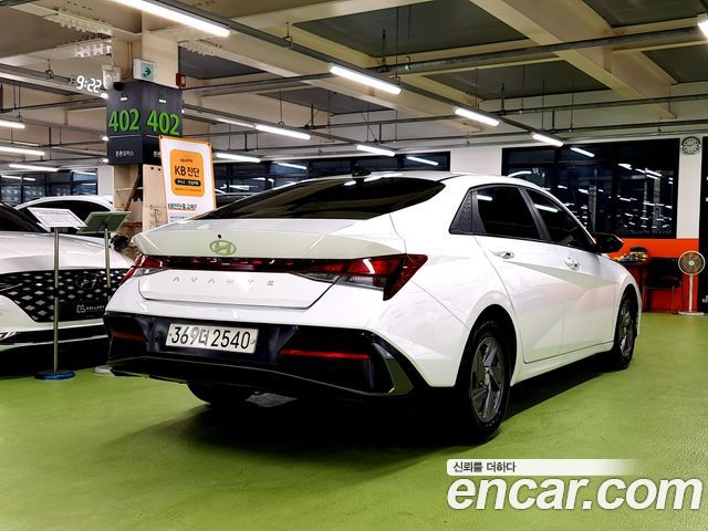 Hyundai Avante (CN7) 1.6 Smart 2024 — фото 2