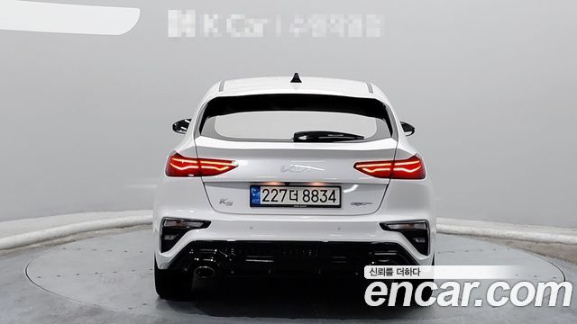 Kia K3 (II) 1.6 Turbo GT 5Door Signature 2022 — фото 4