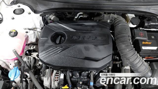 Kia K3 (II) 1.6 Turbo GT 5Door Signature 2022 — фото 6