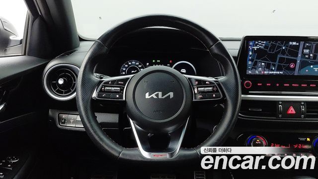 Kia K3 (II) 1.6 Turbo GT 5Door Signature 2022 — фото 15