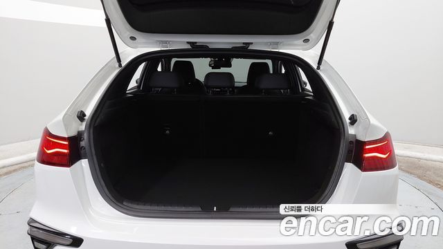 Kia K3 (II) 1.6 Turbo GT 5Door Signature 2022 — фото 20
