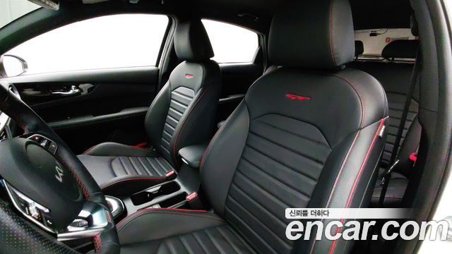 Kia K3 (II) 1.6 Turbo GT 5Door Signature 2022 — фото 21