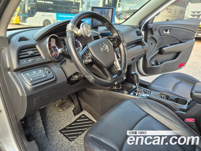 KG Mobility (SsangYong) Tivoli Air Diesel RX 4WD 2017 — фото 7
