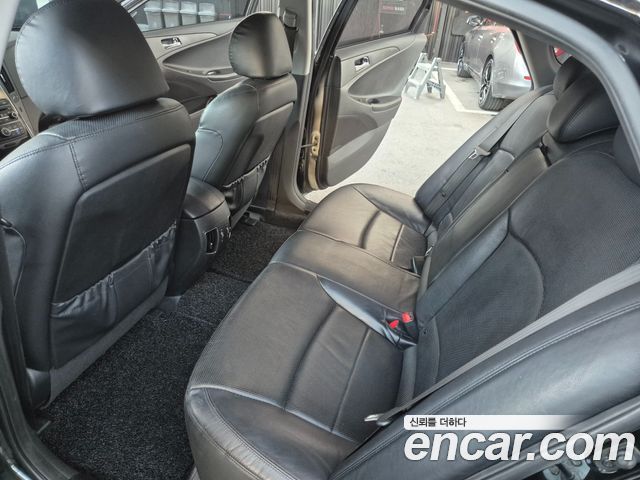Hyundai Sonata The Brilliant LPI Premium 2013 — фото 17