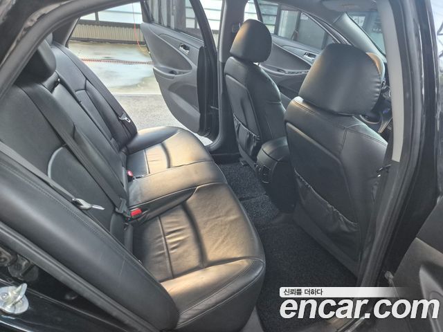 Hyundai Sonata The Brilliant LPI Premium 2013 — фото 18