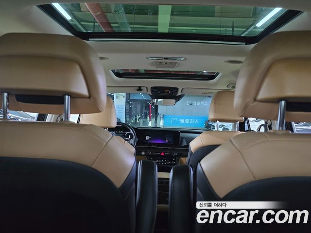 Kia Carnival (IV) Diesel 7-Seater Signature 2022 — фото 8