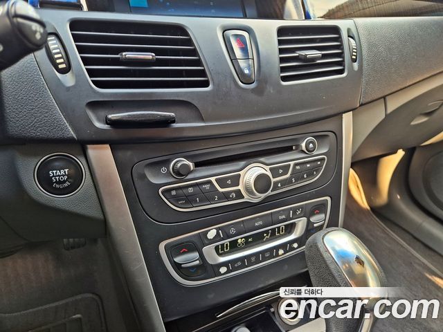 Renault Korea SM5 (New) SE 2011 — фото 18