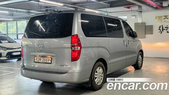 Hyundai Grand Starex Van 5-Seater Modern 2020 — фото 5