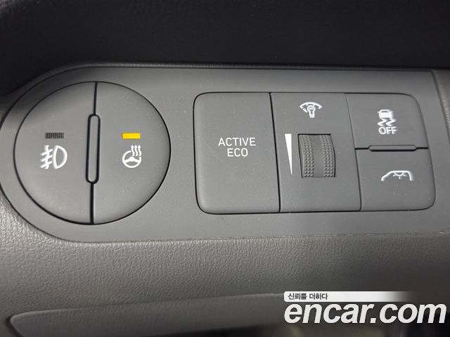 Hyundai Grand Starex Van 5-Seater Modern 2020 — фото 9