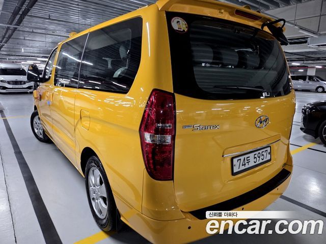 Hyundai Grand Starex School Bus LPi 2021 — фото 5