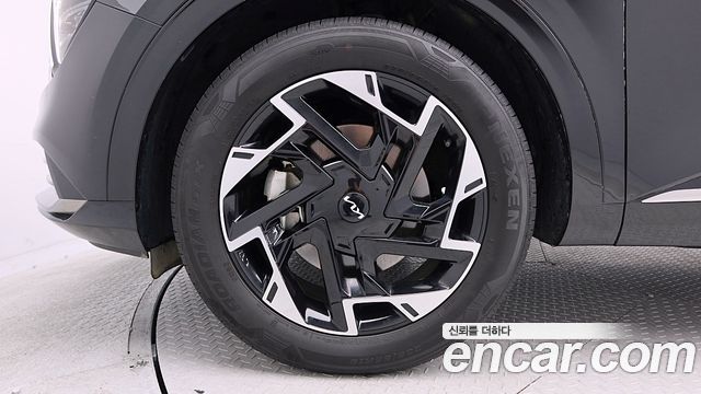 Kia Sportage (V) LPG 2.0 2WD Noblesse 2023 — фото 21