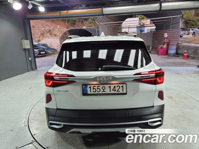 Kia Seltos Gasoline 1.6 Turbo 2WD Signature 2022 — фото 6