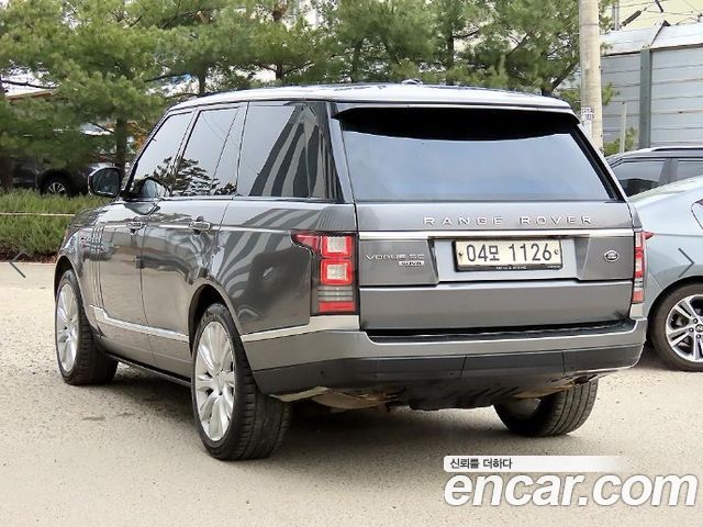 Land Rover Range Rover (IV) 4.4 SDV8 Vogue SE DIESEL 2016 — фото 3