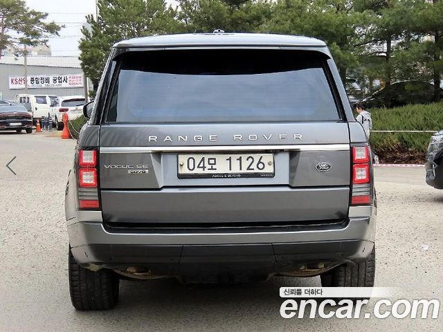Land Rover Range Rover (IV) 4.4 SDV8 Vogue SE DIESEL 2016 — фото 4