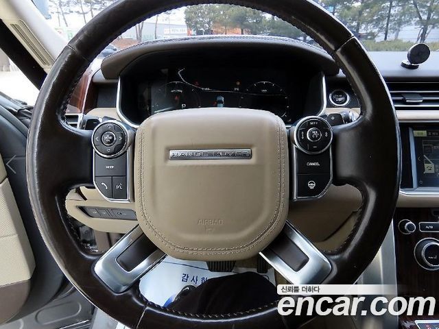 Land Rover Range Rover (IV) 4.4 SDV8 Vogue SE DIESEL 2016 — фото 8