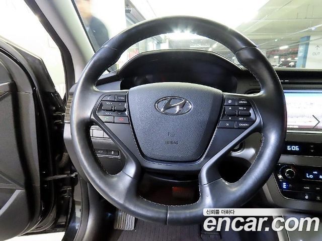Hyundai Sonata (LF) 2.0 Premium 2015 — фото 8