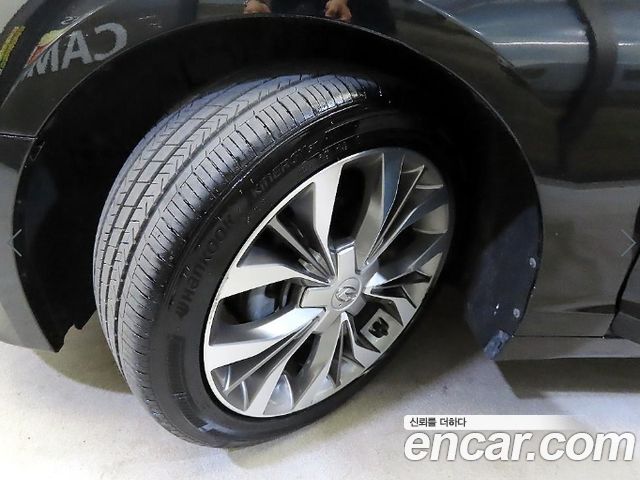 Hyundai Sonata (LF) 2.0 Premium 2015 — фото 23