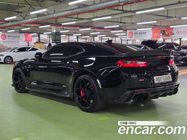Chevrolet Camaro SS 6.2 V8 2017 — фото 6