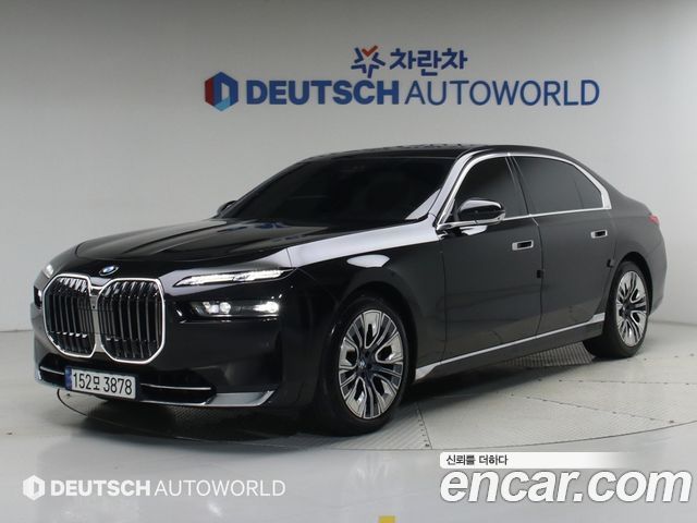 BMW 7 Series (G70) 740i sDrive Design Pure Excellence