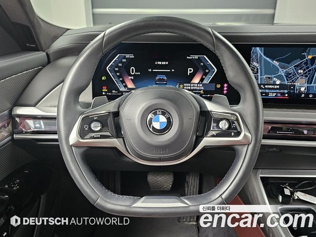 BMW 7 Series (G70) 740i sDrive Design Pure Excellence 2023 — фото 17
