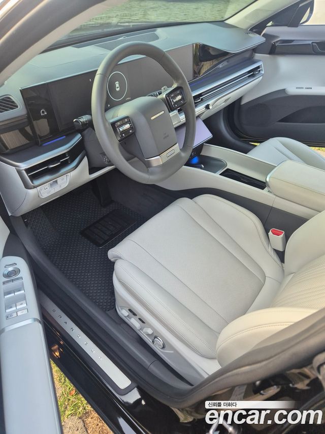 Hyundai Grandeur (GN7) 2,5 Gasoline 2WD Exclusive 2023 — фото 4