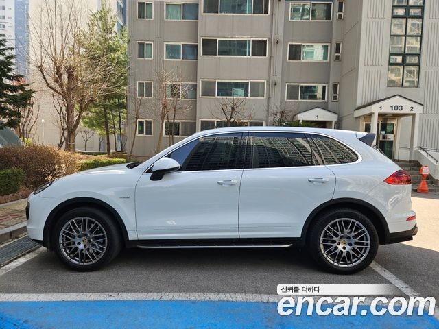 Porsche Cayenne 4.2 S Diesel 958 2015 — фото 3
