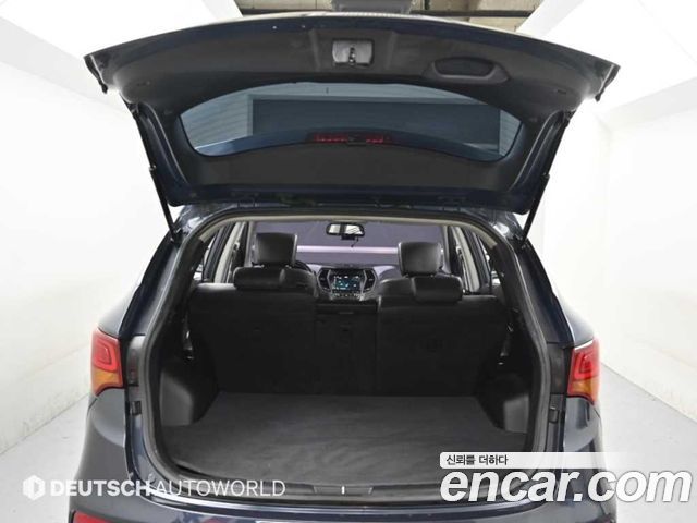 Hyundai Santa Fe The Prime Diesel 2.0 2WD Premium 2016 — фото 23