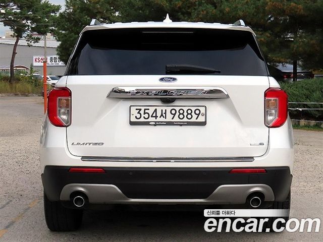 Ford Explorer (VI) 2.3 LimIted 4WD 2020 — фото 4