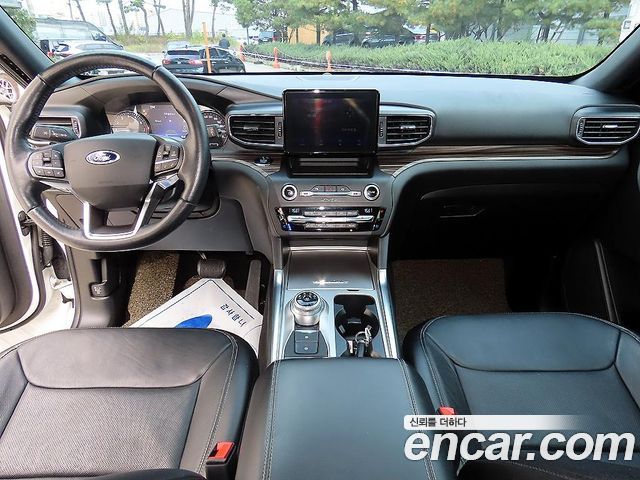 Ford Explorer (VI) 2.3 LimIted 4WD 2020 — фото 7