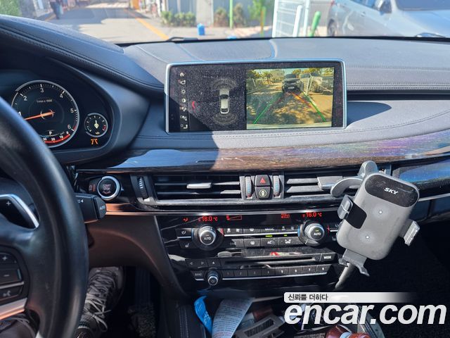 BMW X6 (F16) xDrive 30d 2017 — фото 9