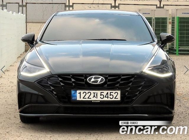 Hyundai Sonata (DN8) 2.0 Modern
