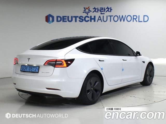 Tesla Model 3 Long Range AWD 2022 — фото 2