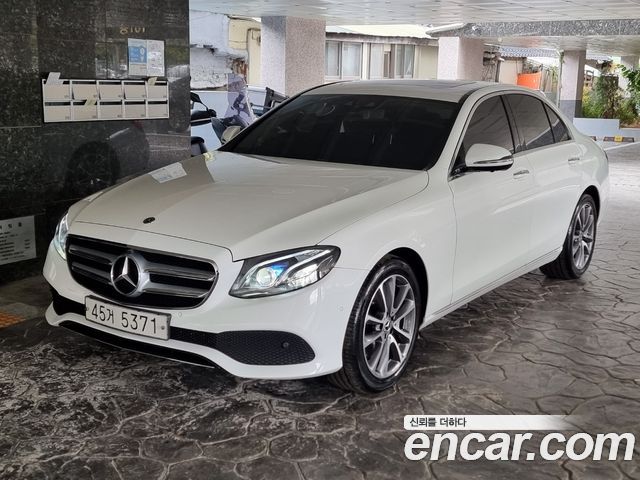 Mercedes-Benz E-Class (W213) E300 4MATIC Avnatgarde 2019 — фото 2