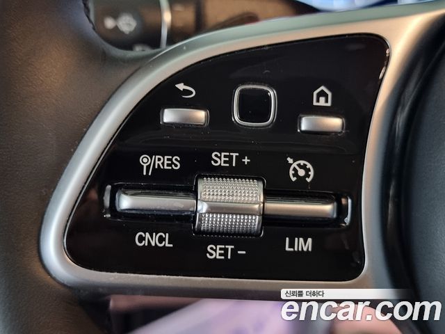 Mercedes-Benz E-Class (W213) E300 4MATIC Avnatgarde 2019 — фото 19