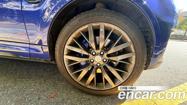 Land Rover Range Rover Sport (II) 5.0 SVR 2017 — фото 5