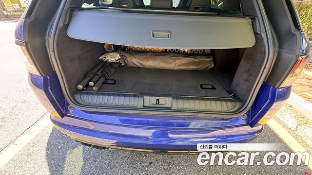 Land Rover Range Rover Sport (II) 5.0 SVR 2017 — фото 20