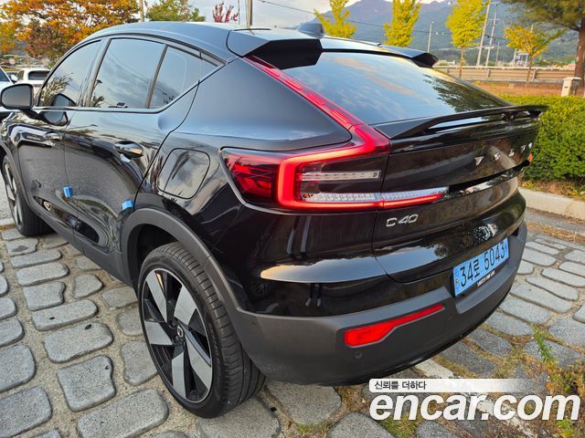 Volvo C40 Recharge Twin Ultimate 2024 — фото 6