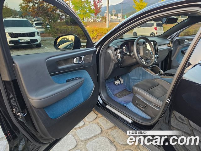 Volvo C40 Recharge Twin Ultimate 2024 — фото 15