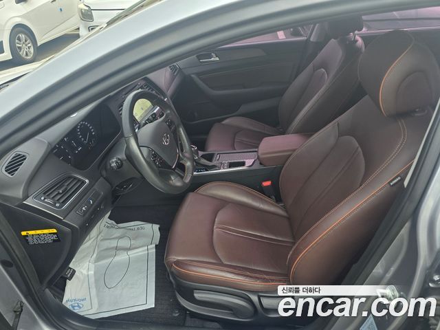 Hyundai Sonata (LF) 2.0 Care+ 2017 — фото 10
