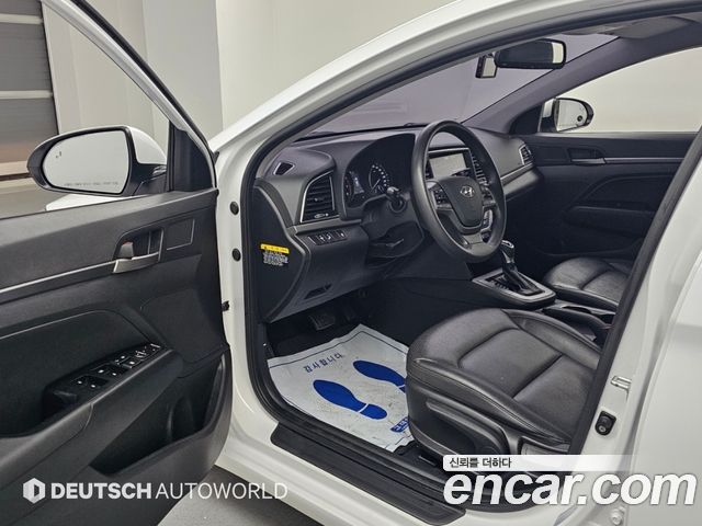 Hyundai Avante (AD) 1.6 GDI Value Plus 2018 — фото 14