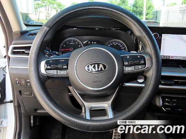 Kia K5 (III) 2.0 Trendy 2020 — фото 8