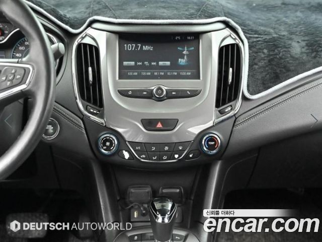 Chevrolet Cruze 1.4 Turbo LT Deluxe 2017 — фото 18