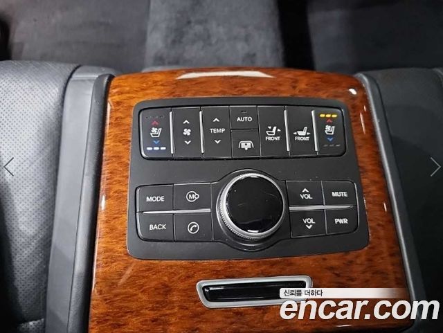 Hyundai Equus (New) VS500 Prestige 2012 — фото 18