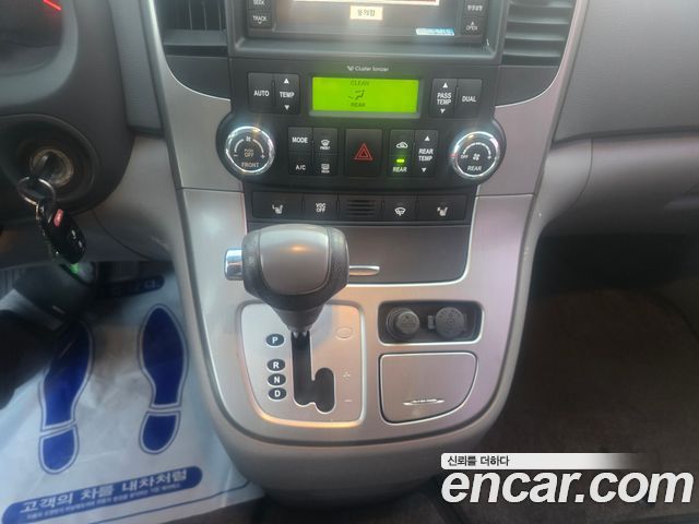 Kia Carnival R Grand Carnival GLX Luxury 2013 — фото 9