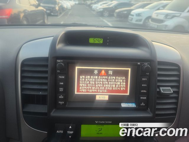 Kia Carnival R Grand Carnival GLX Luxury 2013 — фото 18